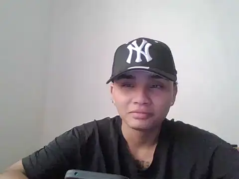 Snapshot of KDGG12 chatting on 13, 10, 2025 KDGG12 online show from 13, 10, 2025