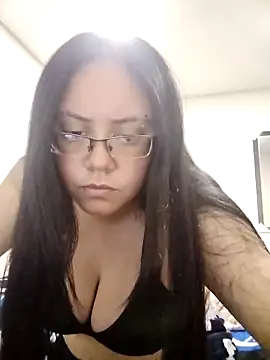 julieta flores online show from 11, 2, 2026