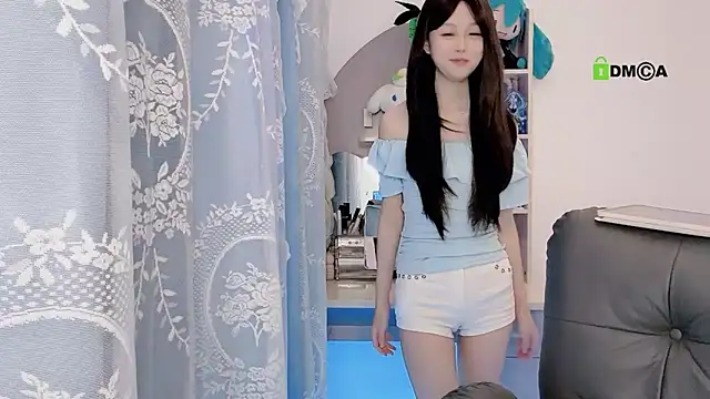 gummy-candy online show from 18, 9, 2025