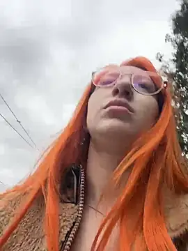 DaddysLittleSlutfox online show from 21, 4, 2026