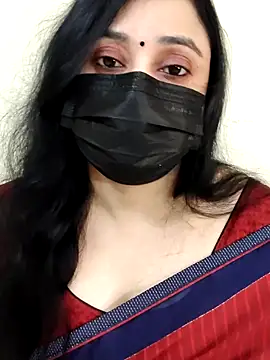 Monica cams online show from 11, 2, 2026