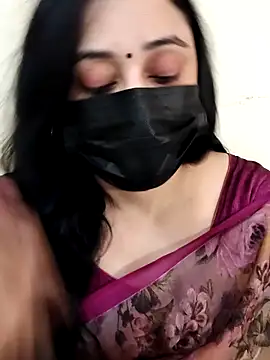 Monica cams online show from 21, 2, 2026