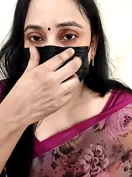 Monica cams online show from 26, 9, 2025