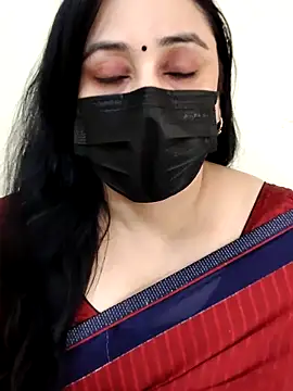 Monica cams online show from 12, 2, 2026