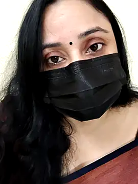 Monica cams online show from 4, 3, 2026