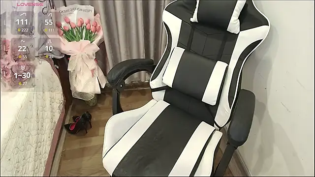 Bae Gigii online show from 13, 10, 2025