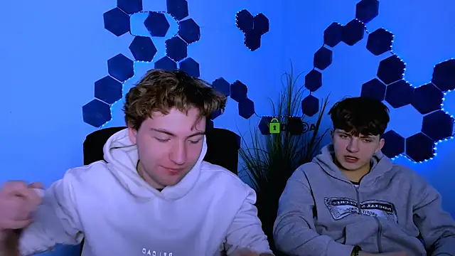 travis wolf  online show from 3, 3, 2026