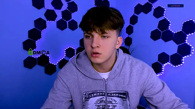 travis wolf  online show from 10, 4, 2026