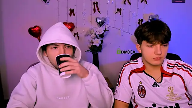 travis wolf  online show from 13, 3, 2026