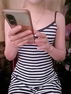 Snapshot of CherryBeii chatting on 18, 7, 2026 CherryBeii online show from 18, 7, 2026