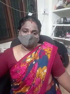 Snapshot of Tamil_Kavitha10 chatting on 21, 11, 2025 Tamil Kavitha10 online show from 21, 11, 2025