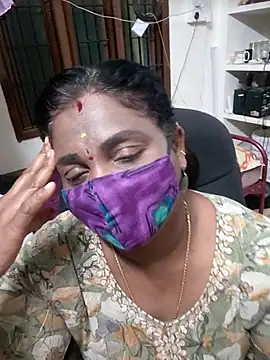 Snapshot of Tamil_Kavitha10 chatting on 28, 11, 2025 Tamil Kavitha10 online show from 28, 11, 2025