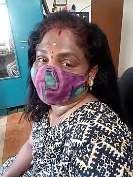 Snapshot of Tamil_Kavitha10 chatting on 28, 4, 2026 Tamil Kavitha10 online show from 28, 4, 2026