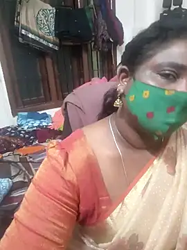 Snapshot of Tamil_Kavitha10 chatting on 21, 10, 2025 Tamil Kavitha10 online show from 21, 10, 2025