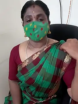 Snapshot of Tamil_Kavitha10 chatting on 12, 10, 2025 Tamil Kavitha10 online show from 12, 10, 2025