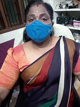 Snapshot of Tamil_Kavitha10 chatting on 26, 11, 2025 Tamil Kavitha10 online show from 26, 11, 2025