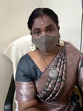 Snapshot of Tamil_Kavitha10 chatting on 9, 10, 2025 Tamil Kavitha10 online show from 9, 10, 2025