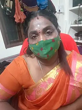 Snapshot of Tamil_Kavitha10 chatting on 27, 10, 2025 Tamil Kavitha10 online show from 27, 10, 2025