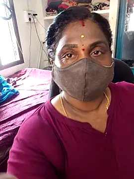 Snapshot of Tamil_Kavitha10 chatting on 19, 5, 2026 Tamil Kavitha10 online show from 19, 5, 2026