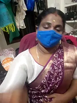 Snapshot of Tamil_Kavitha10 chatting on 7, 11, 2025 Tamil Kavitha10 online show from 7, 11, 2025