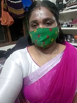 Snapshot of Tamil_Kavitha10 chatting on 25, 10, 2025 Tamil Kavitha10 online show from 25, 10, 2025