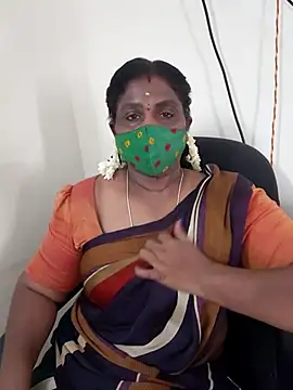 Snapshot of Tamil_Kavitha10 chatting on 14, 10, 2025 Tamil Kavitha10 online show from 14, 10, 2025