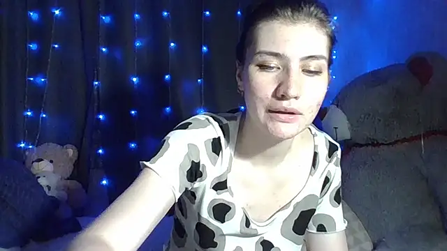 Snapshot of Nancy_Luna chatting on 1, 10, 2025 Nancy Luna online show from 1, 10, 2025