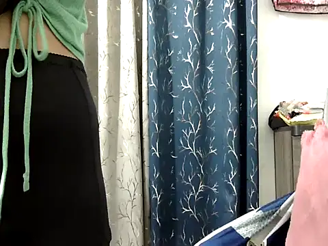 Riva arora01 online show from 5, 2, 2026