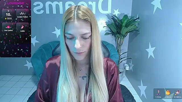 Snapshot of Candy_kush_t chatting on 17, 10, 2025 Candy kush t online show from 17, 10, 2025