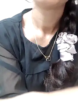 Snapshot of siya_rani67 chatting on 8, 10, 2025 siya rani67 online show from 8, 10, 2025