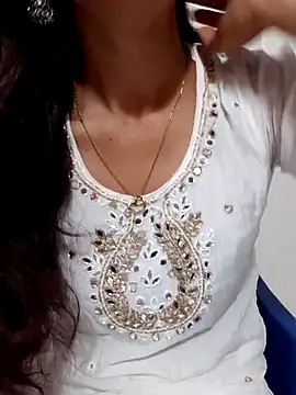 Snapshot of siya_rani67 chatting on 10, 10, 2025 siya rani67 online show from 10, 10, 2025