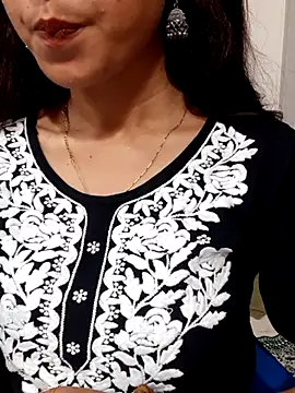 Snapshot of siya_rani67 chatting on 16, 10, 2025 siya rani67 online show from 16, 10, 2025