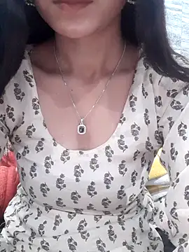 Snapshot of siya_rani67 chatting on 3, 12, 2025 siya rani67 online show from 3, 12, 2025