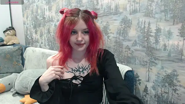 Snapshot of __Elina__ chatting on 7, 11, 2025 Elina online show from 7, 11, 2025