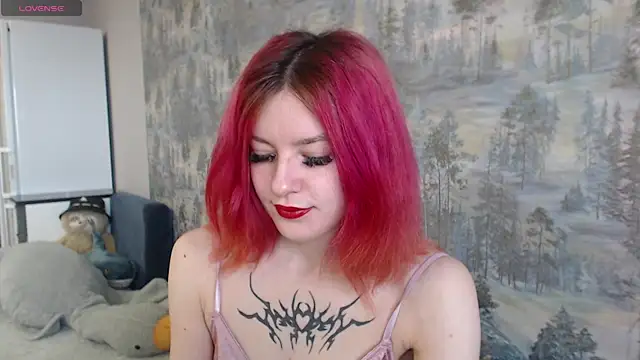 Snapshot of __Elina__ chatting on 5, 11, 2025 Elina online show from 5, 11, 2025