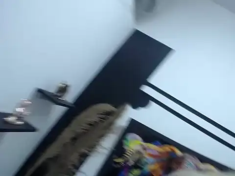 laura fit online show from 5, 12, 2025