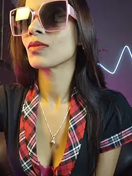 royeoy22 online show from 15, 4, 2026