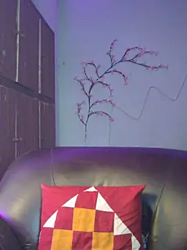 royeoy22 online show from 12, 4, 2026