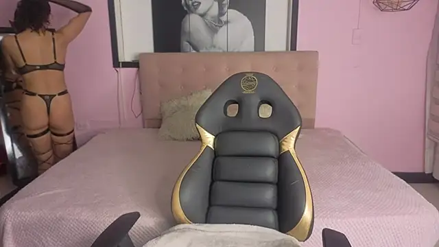  Mia Evans 1 online show from 28, 3, 2026