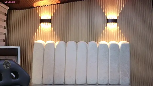  Mia Evans 1 online show from 23, 11, 2025