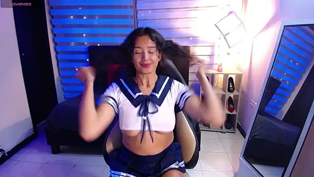  Mia Evans 1 online show from 17, 10, 2025