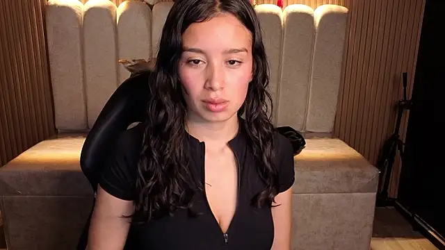  Mia Evans 1 online show from 21, 3, 2026