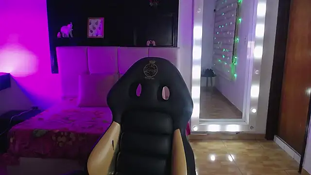  Charlotte Collins  online show from 21, 2, 2026