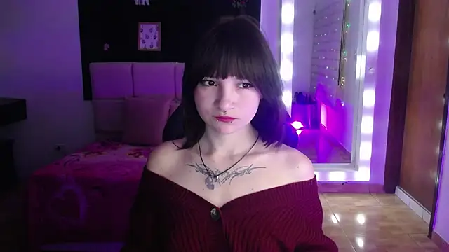  Charlotte Collins  online show from 25, 11, 2025