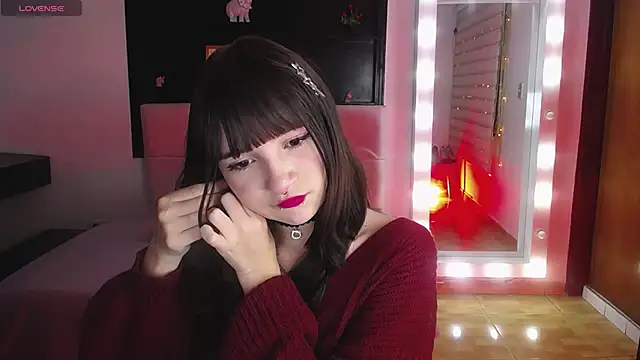  Charlotte Collins  online show from 12, 11, 2025