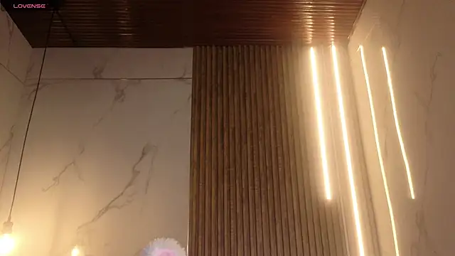  Charlotte Collins  online show from 20, 3, 2026