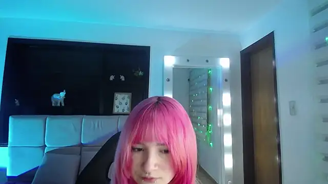  Charlotte Collins  online show from 11, 4, 2026