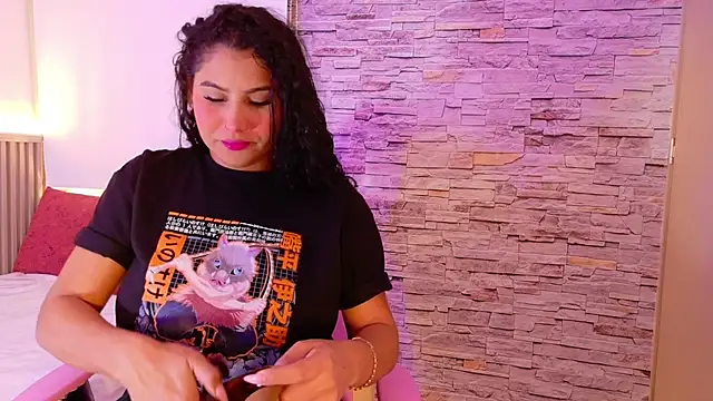 liz monserrat 1 online show from 11, 10, 2025