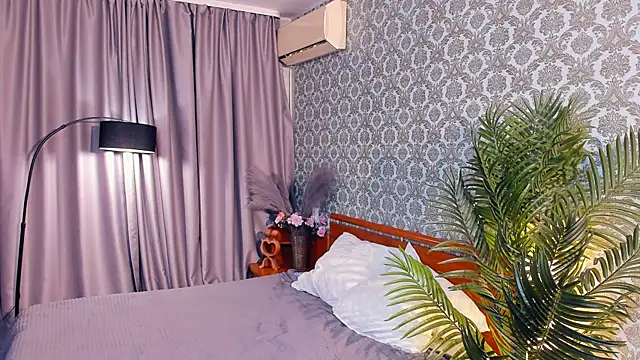 exposed lizzy online show from 29, 11, 2025