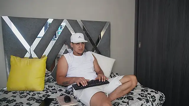 massimo vidal  online show from 25, 9, 2025